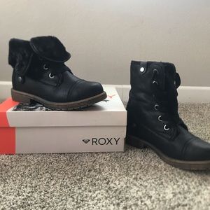 Girls Fur Convertible Boots